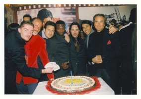 Mago Eldin, Enio Drovandi, Massimiliano Buzzanca, Michel Loroy, Io, Pasquale l'Africano e Carlo Micolano Mago Eldin, Enio Drovandi, Massimiliano Buzzanca, Michel Loroy, Io, Pasquale l'Africano e Carlo Micolano